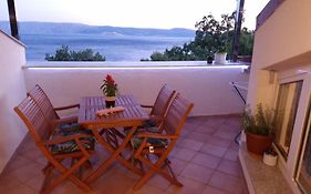 Sea Side Apartments 4*
